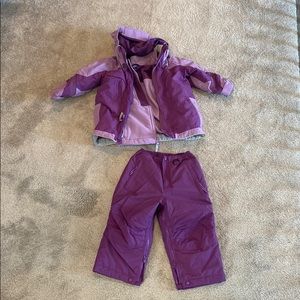 Girl’s 3T Snow Suit